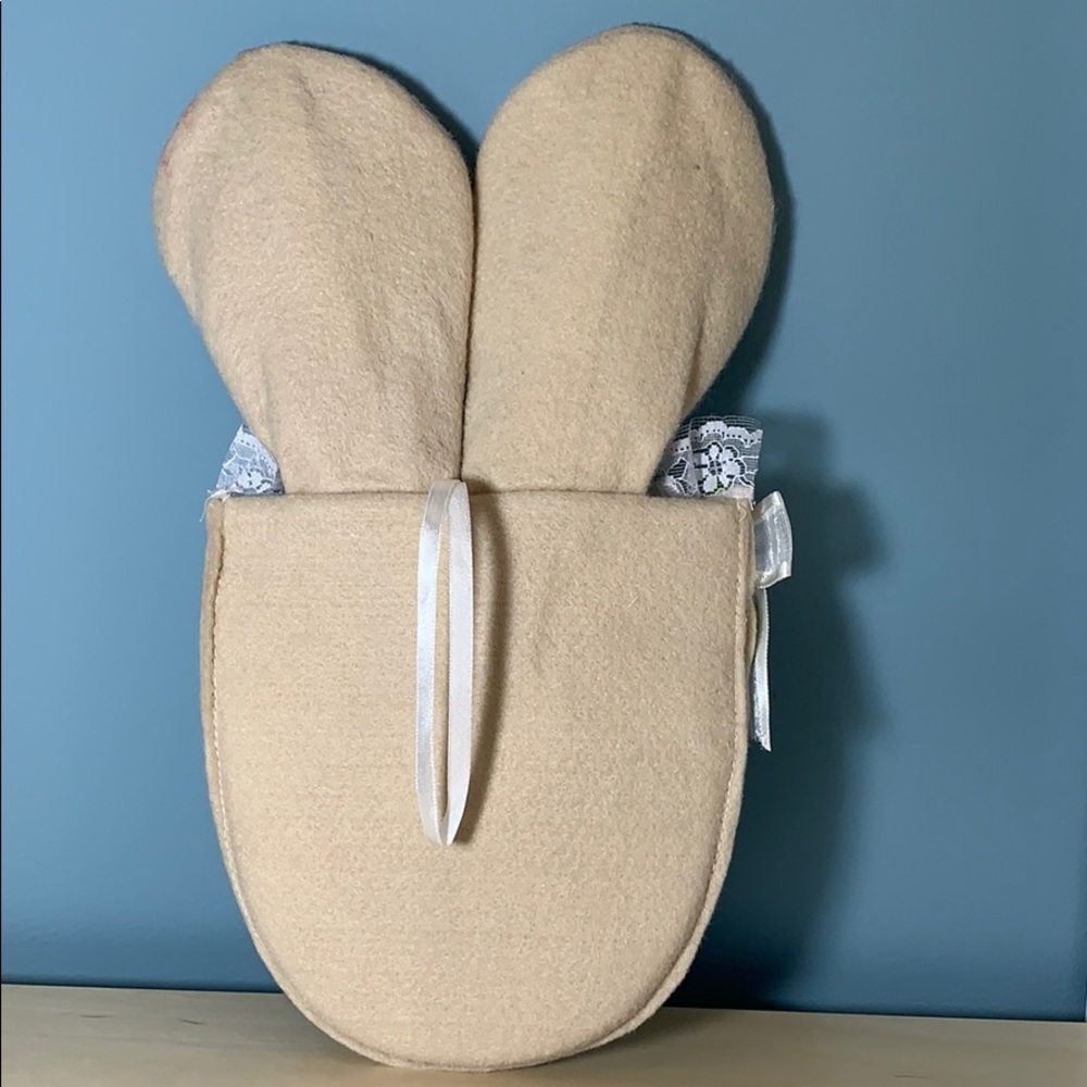 Cute Bunny Door or Wall Decor Hanger - Picture 2 of 5